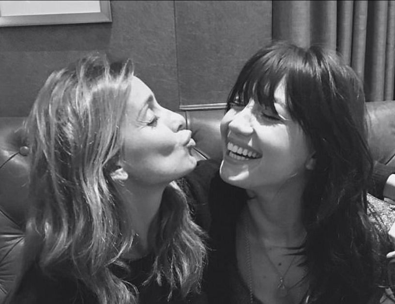 Daisy Lowe in provocative shoot! (photos)