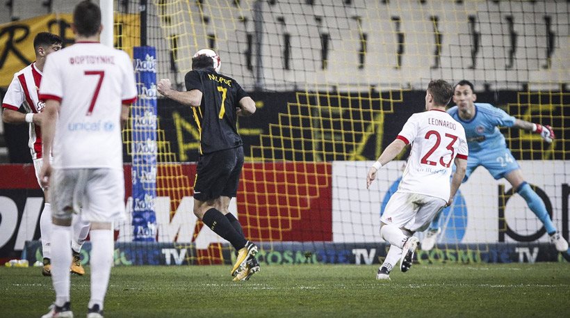 AEK Athens defeat Olympiakos (2-1) to advance to Greek Cup 