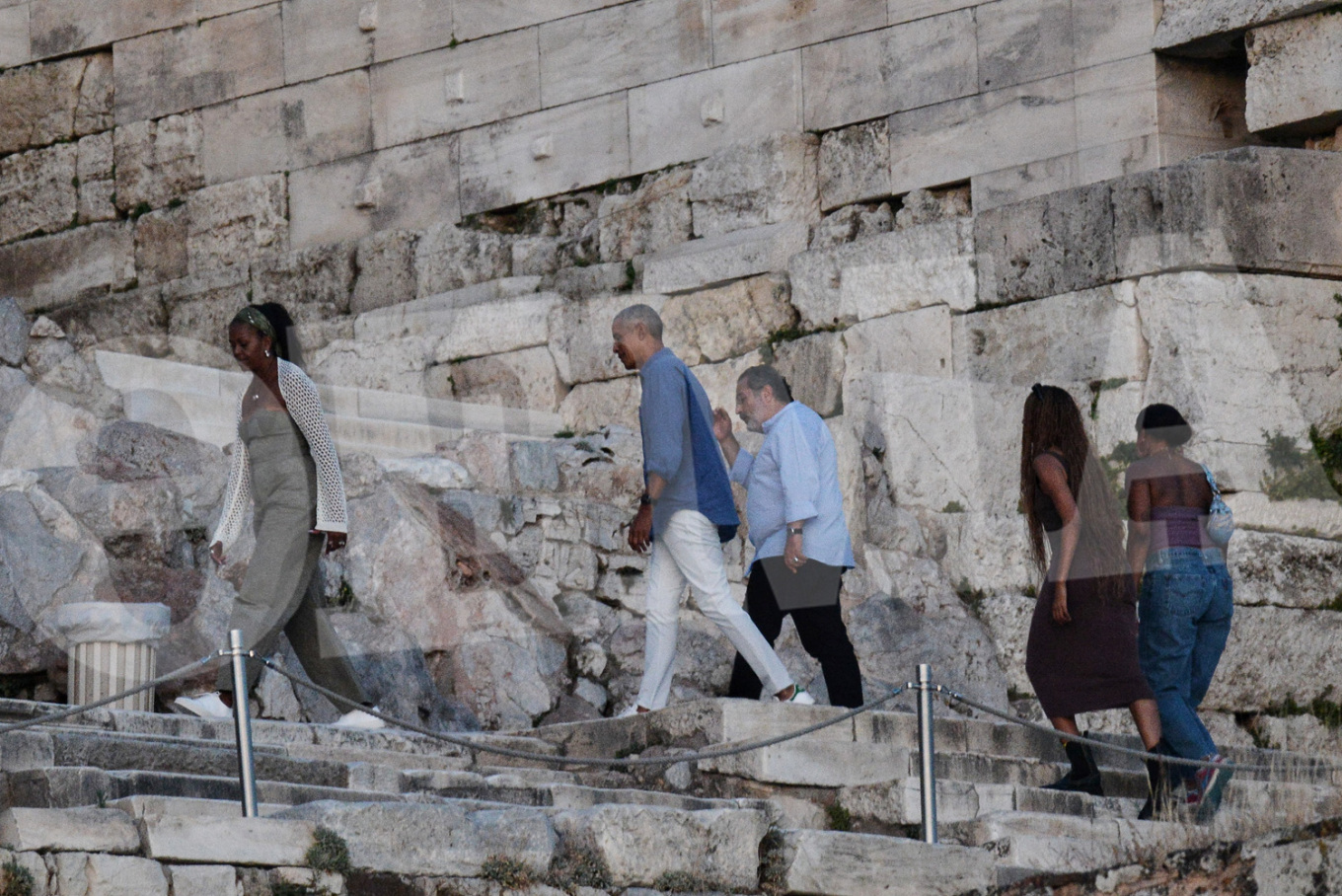 Barack Obama Gets Private Tour Of Acropolis Museum And Parthenon