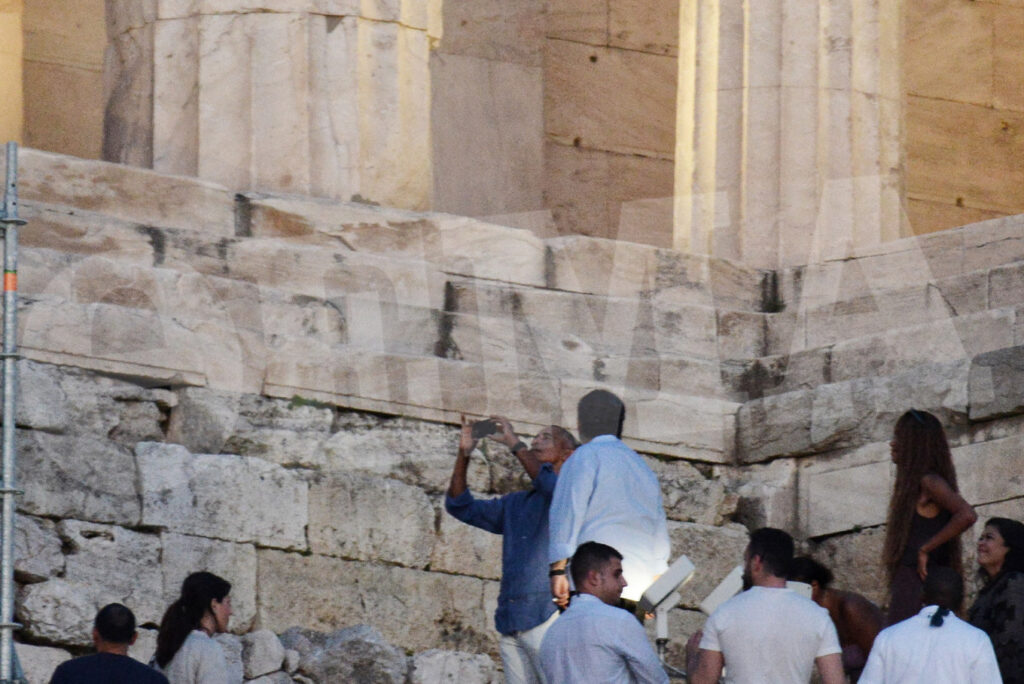 Barack Obama Gets Private Tour Of Acropolis Museum And Parthenon