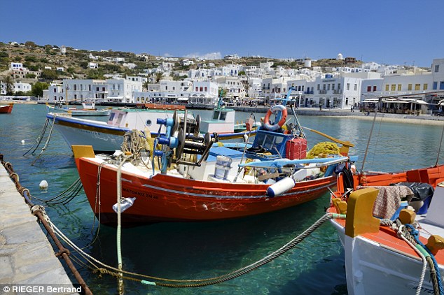 1409567842077_wps_47_Greece_Cyclades_islands_M