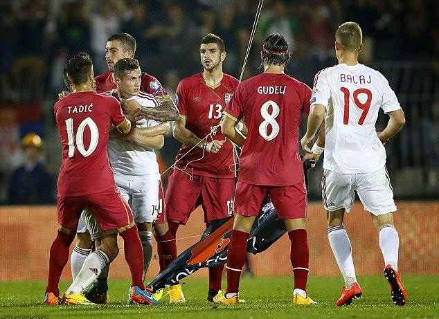 Kosovo is Serbia, the scandals continue even in the Champions League, the  fans of Crvena Zvezda were racist in the match against Young Boys - Sport