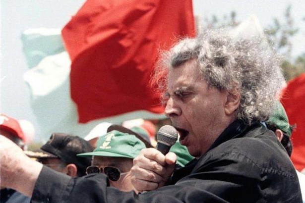 Mikis Theodorakis&#39; letter of support to KKE, ahead of Friday&#39;s protest |  protothemanews.com