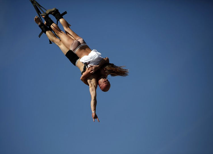 Woman in France dies in Bungeejumping accident