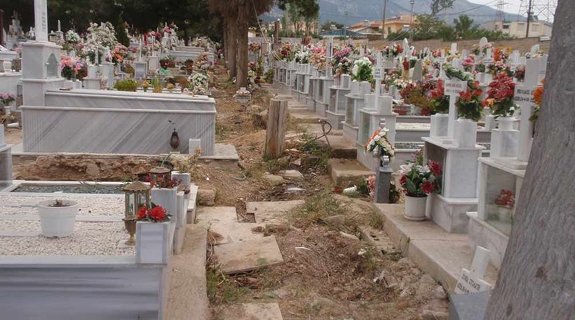 Cretan man shoots himself dead on grandfather's grave - ProtoThema English