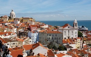 Portugal, Lisbon, Alfama, Miradouro de Santa Luzia, view over the roofs