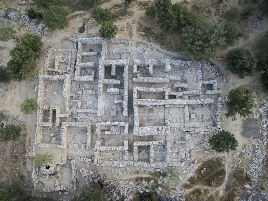 Amazing 150-room Minoan Era Structure Unearthed (photos ...