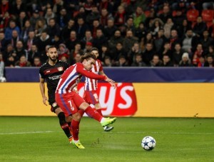 LEVERKUSEN, GERMANY - FEBRUARY 21: Antoine Griezmann (7) of Atletico Madrid attempts to score a goal during the UEFA Champions League round of sixteen soccer match between Bayer 04 Leverkusen and Atletico Madrid at the BayArena in Leverkusen, Germany on February 21, 2017.  Leon Kuegeler / Anadolu Agency