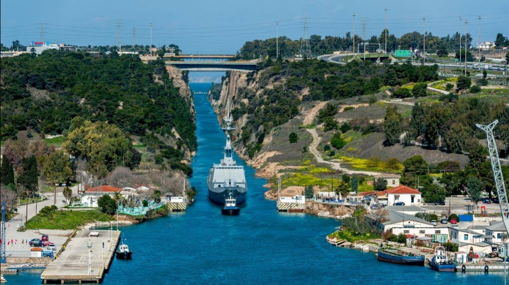 French frigate La Fayette in the Corinth Canal (PHOTOS ...