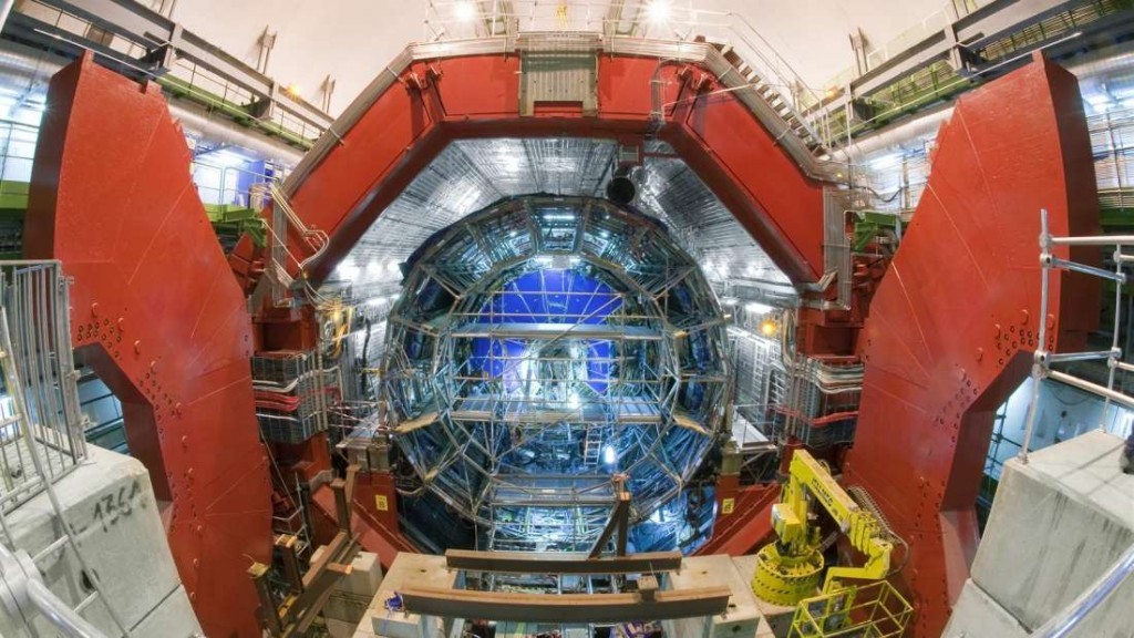 Proton collisions at CERN have shown unexpected phenomena - ProtoThema ...