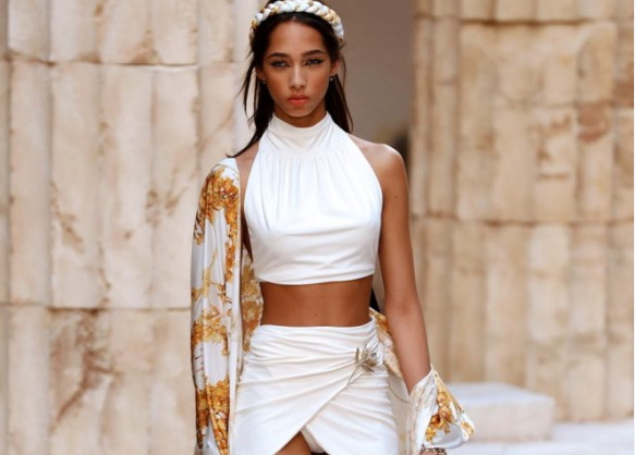 Chanel's 'Cruise Show' inspired by Ancient Greece! (PHOTOS