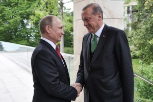 SOCHI, RUSSIA - MAY 3, 2017: Russia's President Vladimir Putin (L) and Turkey's President Recep Tayyip Erdogan shake hands as they meet for talks at the Bocharov Ruchei residence. Alexei Nikolsky/Russian Presidential Press and Information Office/TASS Ðîññèÿ. Ñî÷è. 3 ìàÿ 2017. Ïðåçèäåíò Ðîññèè Âëàäèìèð Ïóòèí è ïðåçèäåíò Òóðöèè Ðåäæåï Òàéèï Ýðäîãàí (ñëåâà íàïðàâî) âî âðåìÿ âñòðå÷è â ðåçèäåíöèè "Áî÷àðîâ ðó÷åé". Àëåêñåé Íèêîëüñêèé/ïðåññ-ñëóæáà ïðåçèäåíòà ÐÔ/ÒÀÑÑ