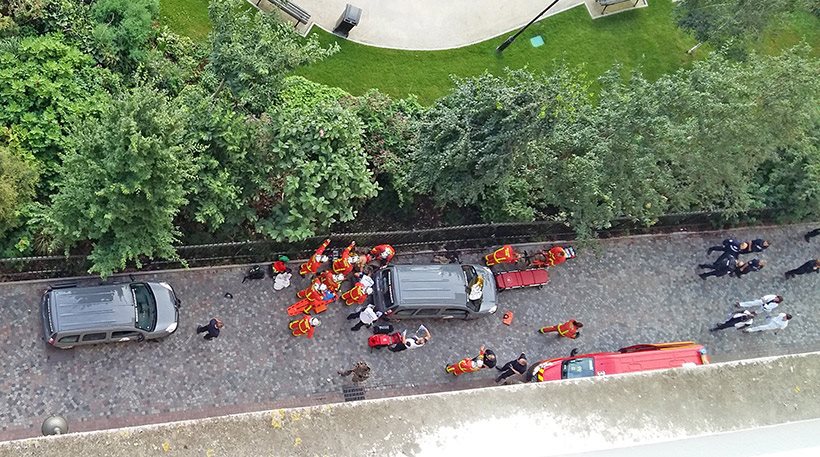 Six soldiers wounded after a vehicle ploughs into them in Paris and ...