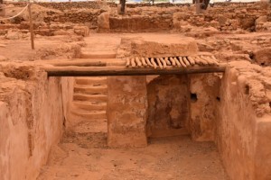 Archaeological-site-Minoan-Palace-of-Malia-21-e1520268749198