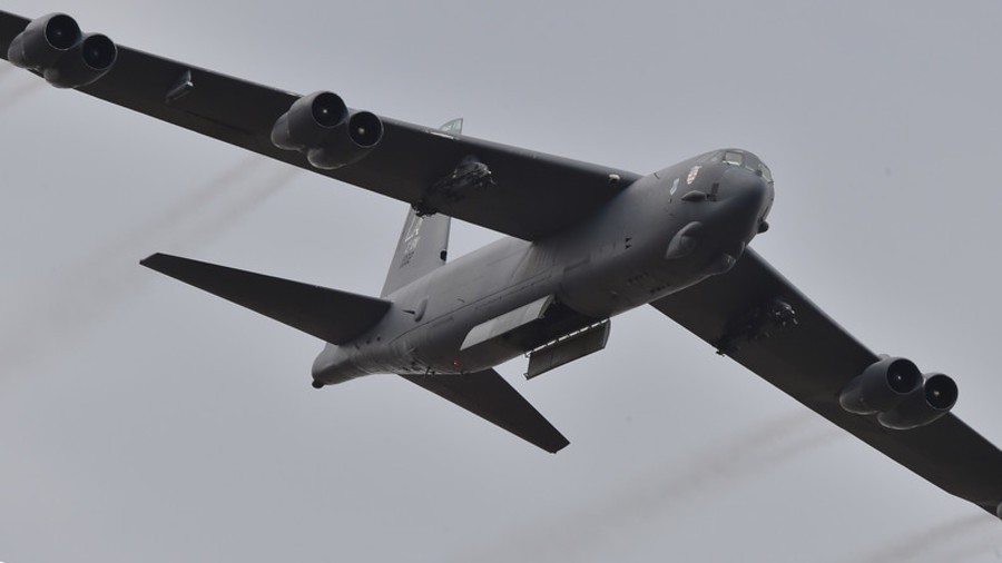 Voice of doom: Radio geek may have intercepted order for B-52 bomber to ...