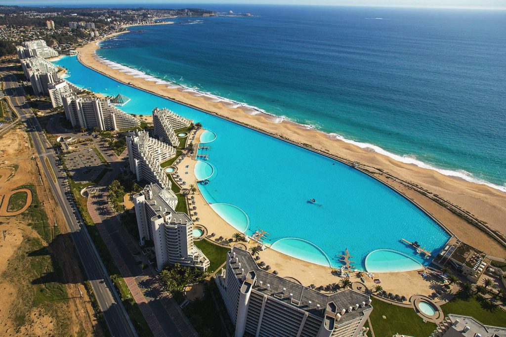 biggest swimming pools in the world