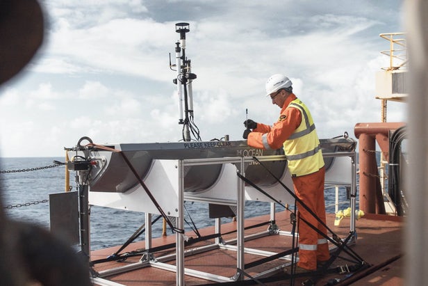 Ocean Cleanup system installed & ready for work at the Great Pacific ...