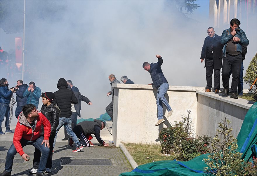 Thousands of protesters demand Albanian PM Rama step down (video-photos ...