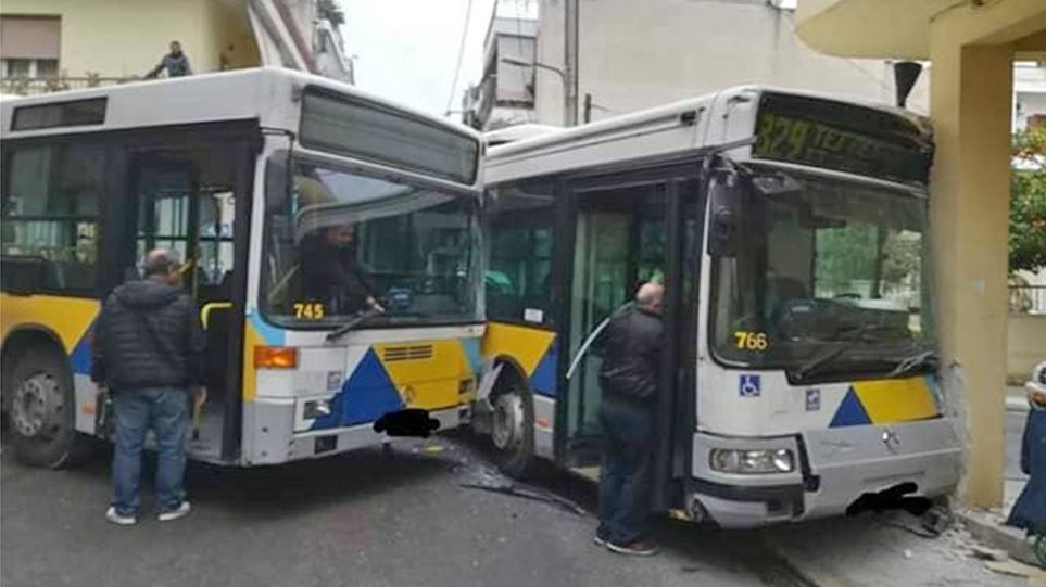 Two buses crash in Athens (photos-video) - ProtoThema English