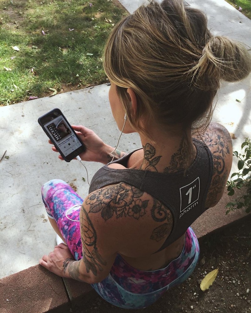 Tina Louise Full of tattoos, full of lust! (24 racy photos