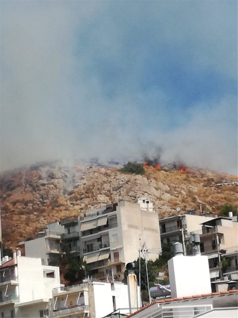 Fire at Hymettus mountain in Athens (video-photos) (Upd.3) - ProtoThema ...