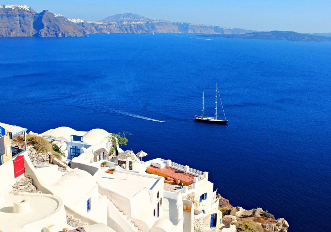 Santorini | protothemanews.com