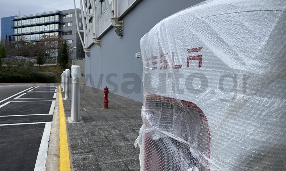 The first Tesla Superchargers in Greece (photos)