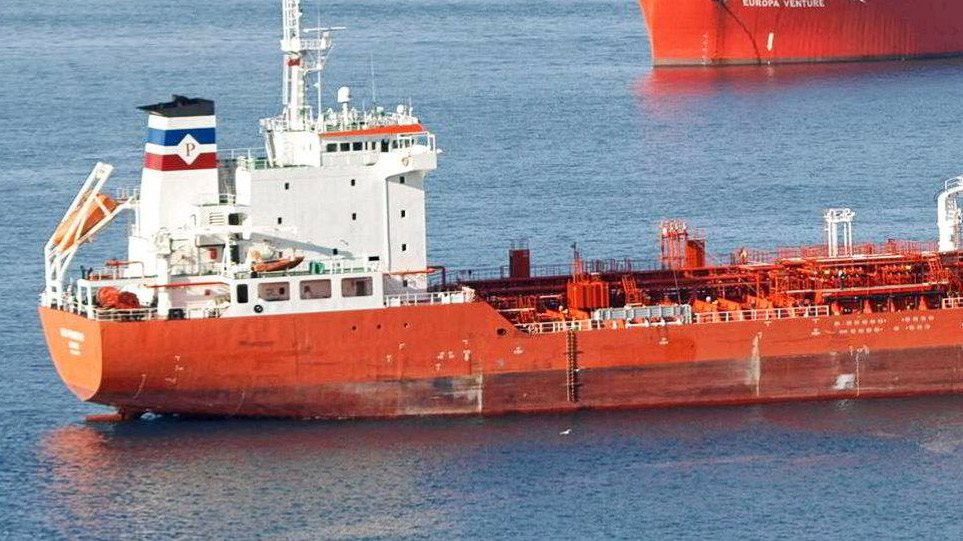 Greek-owned Tanker Attacked By Pirates | Protothemanews.com