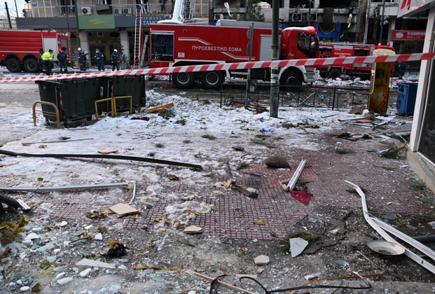 Athens: Strong explosion in a building on Syggrou Avenue (videos-photos ...