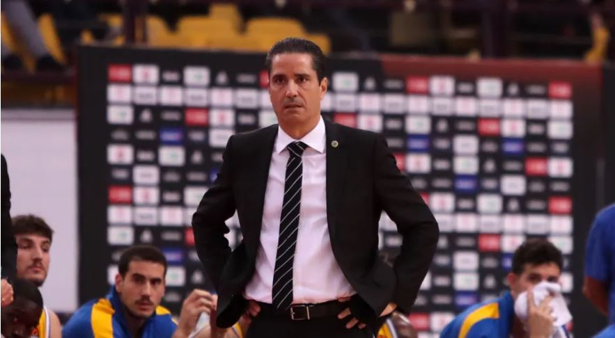 Maccabi Tel Aviv release Greek coach Sfairopoulos - ProtoThema English
