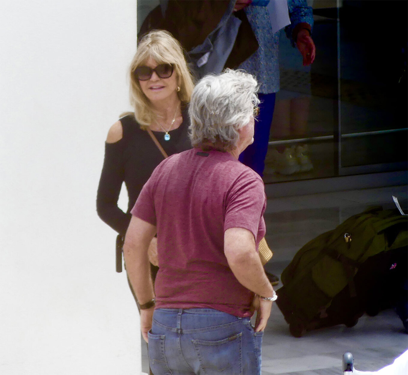 Hollywood Star Couple Kurt Russell And Goldie Hawn Arrive In Skiathos Photos 