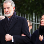 Queen Letizia: With Felipe at the memorial service of the former King Constantine – Photos