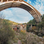 Karytaina: Risk of collapse for the “new bridge” and the Byzantine bridge with the chapel