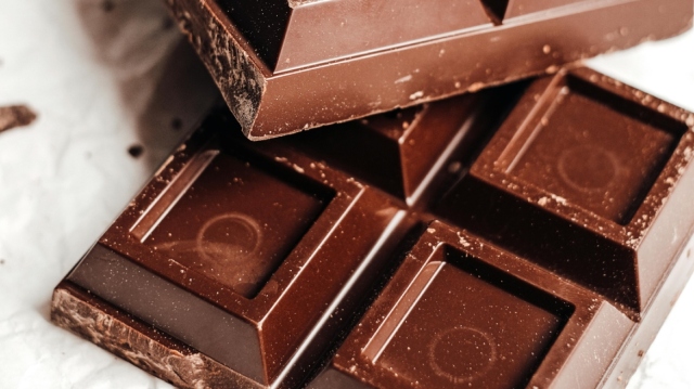 EFET: Recalls milk chocolate with almonds - Allergenic ingredient found ...