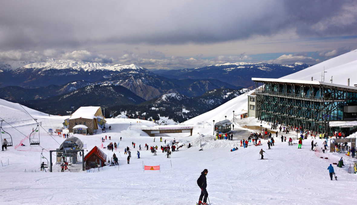 3 Ski Resorts, 3 Winter Escapes in Greece for January