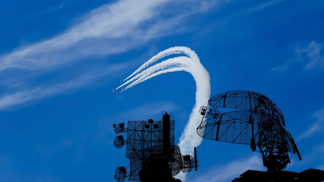 Commission invests €910 million to strengthen European defence and fill ...