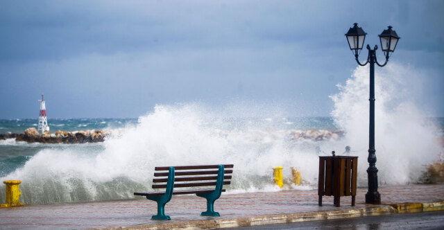 Weather: limited instability, north winds up to 9 Beaufort - No sailing from Rafina