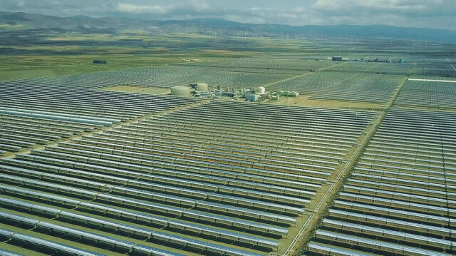Spain blames solar power for unprecedented blackout - ProtoThema English