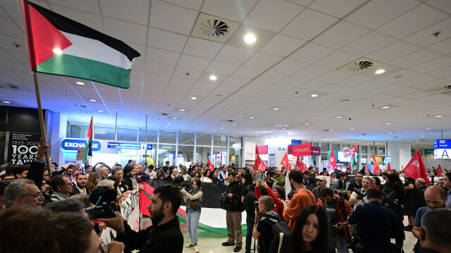 27 Greek activists for Gaza arrive in Athens – Greta Thunberg among them, see photos