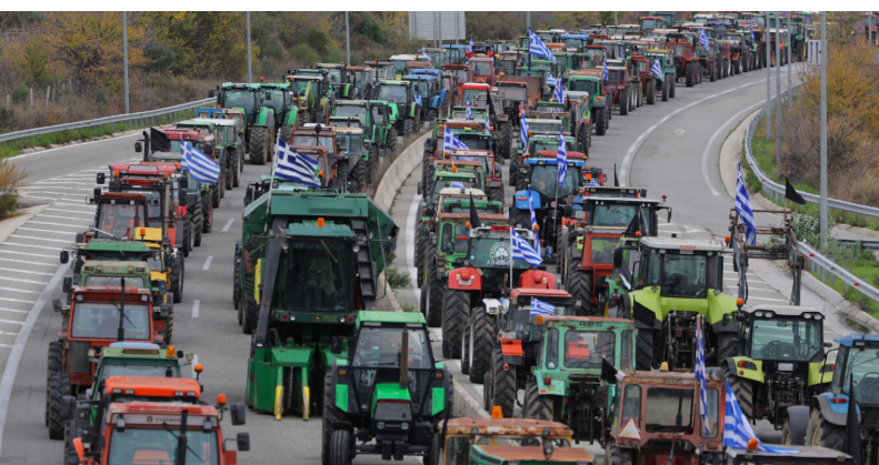 Farmers continue with new roadblocks: The protests across Greece and traffic police regulations