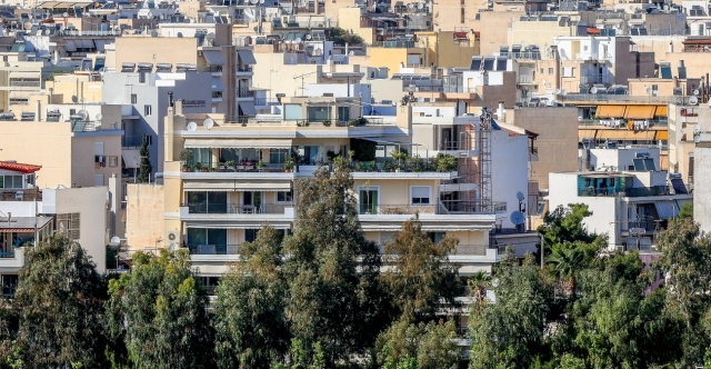 Property purchases by foreign buyers down 23.9% over nine months