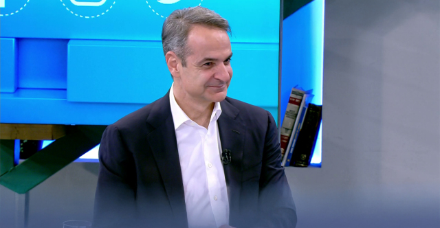 Mitsotakis on the Karystianou party: “There is a long distance between being the parent of a tragedy victim and being the leader of a political party”