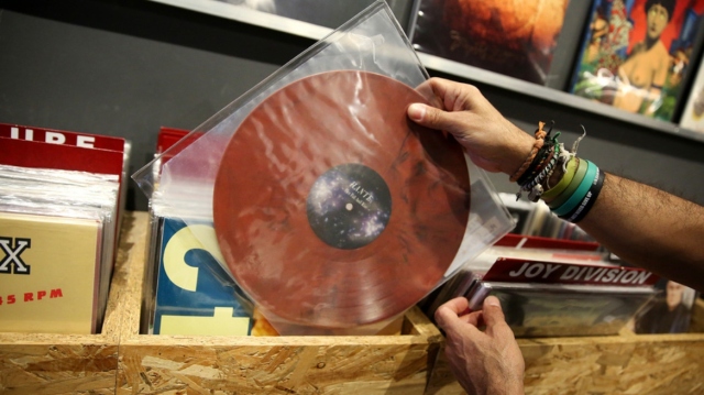 Vinyl records make a comeback: Record stores return as an aesthetic choice, not just nostalgia