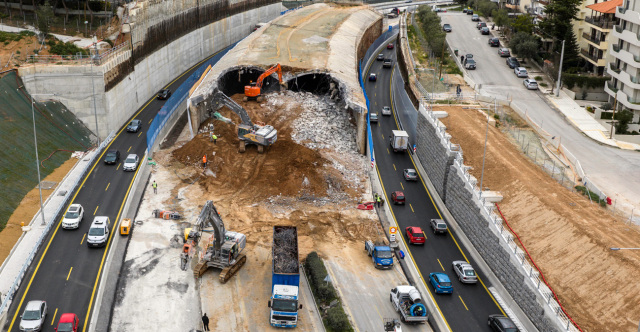 Thessaloniki: Stunning images from the demolition of the tunnel on the Ring Road for the Flyover