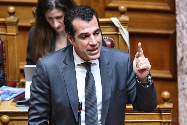 Government considering legislation to ban the burqa