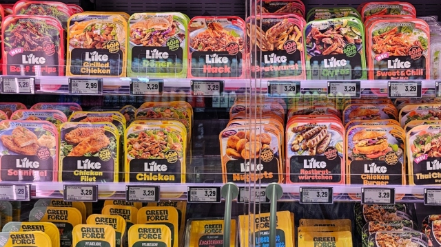 The 31 words that can no longer be used on Vegan products, according to the EU: “Burgers” & “Sausages” saved