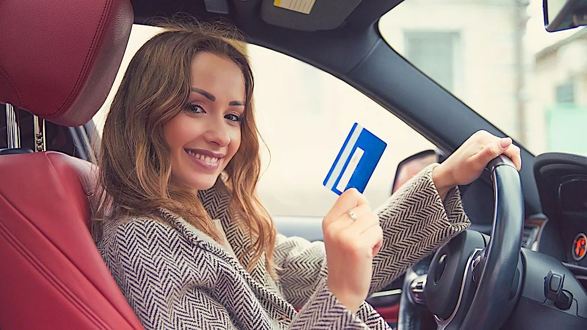 Greece begins major overhaul of driving licences with EU-standard cards and digital integration