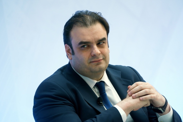 Pierrakakis: The duration and intensity of the energy crisis are critical factors for the European economy