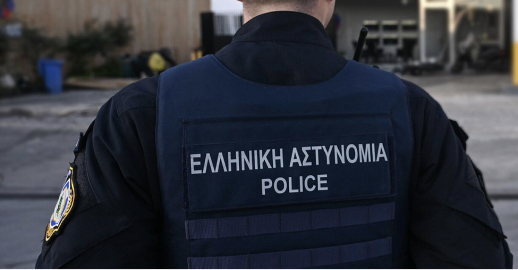 Four life sentences for former parliamentary police officer for the sexual abuse of his children