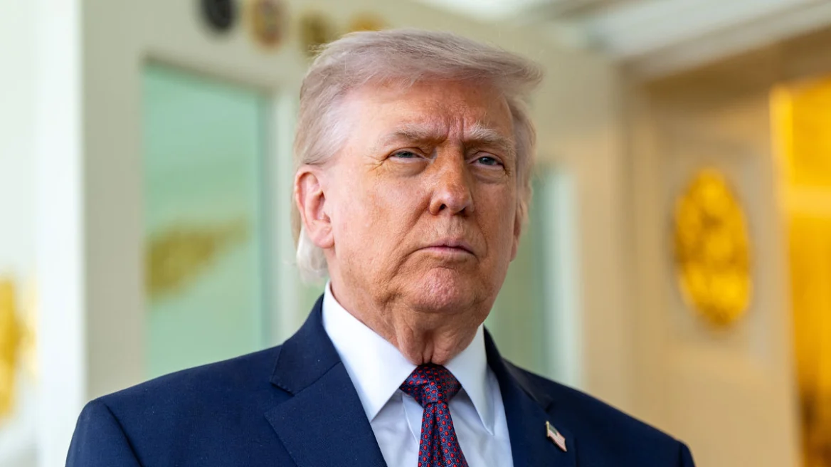 Donald Trump: I ordered the Navy to destroy any vessel laying mines in the Strait of Hormuz